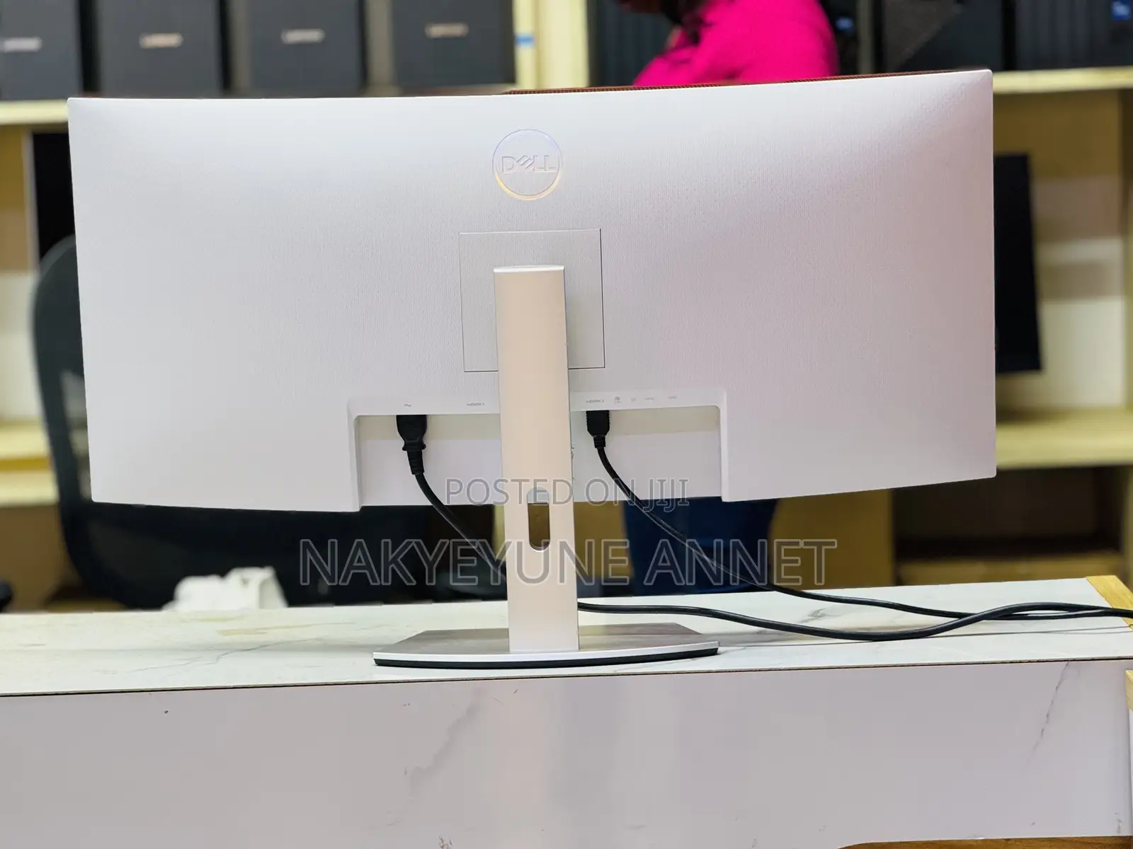 Curved Monitor