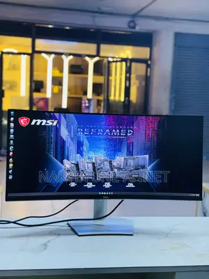 Curved Monitor