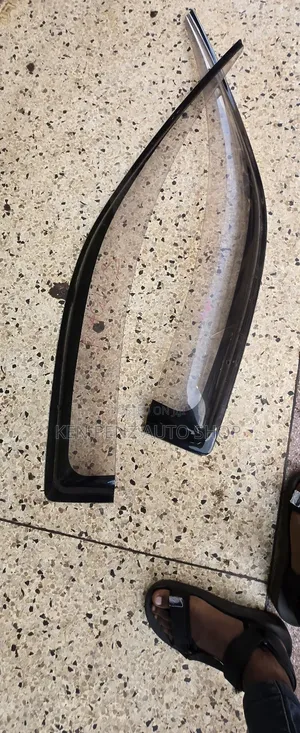 Toyota Regius Rainshields