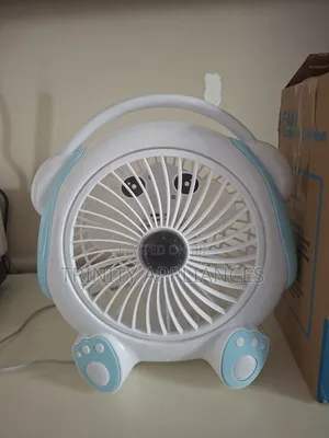 High Perfomance Electric Desktop Fan