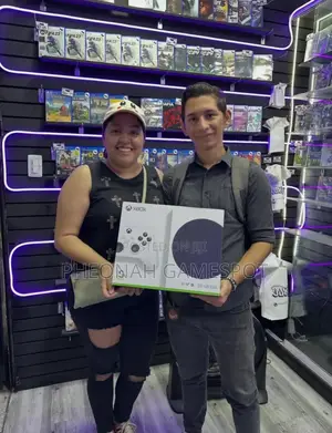 Brand New Xbox Series S: Silent Like Student Who Has Eaten School Fees