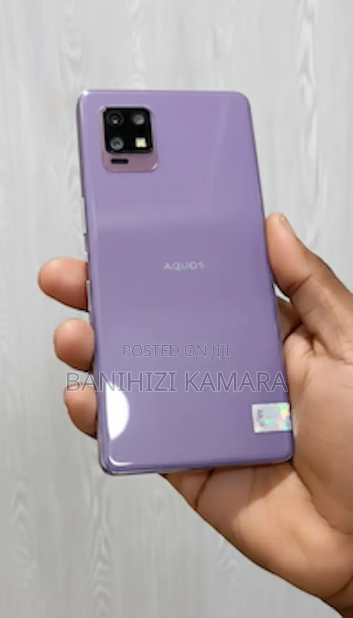 Sharp Aquos zero6 128 GB Purple