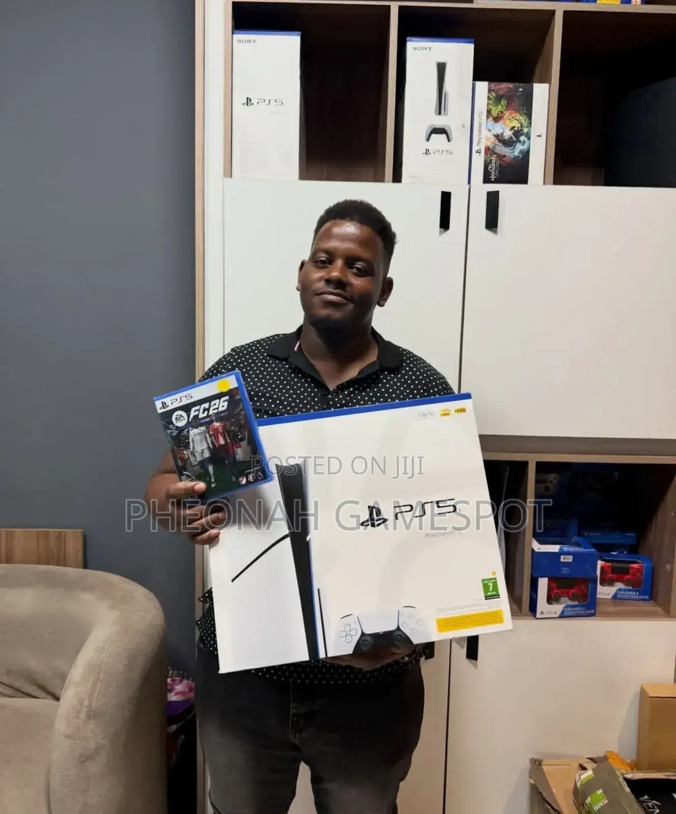 New Ps5 Slim: Comes With Fc26, a Receipt and 1 Year Warranty.