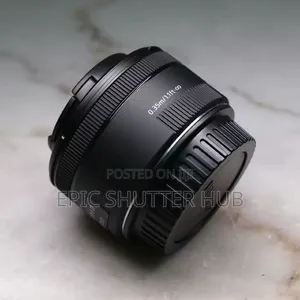 Canon Ef 50mm Lens F/1.8
