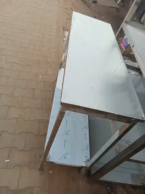 Stainless Steel Working Top Four Feet