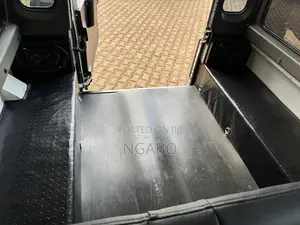 Land Rover Defender 1998 White