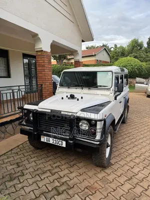 Land Rover Defender 1998 White