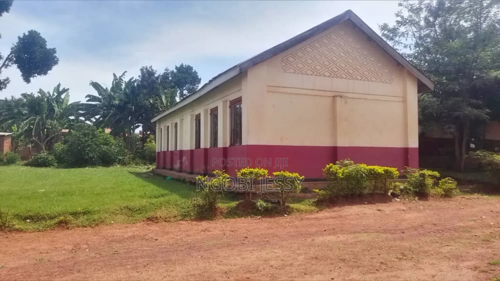 Jinja a Secondary School for Sale at 800m on 3 Acres of Land