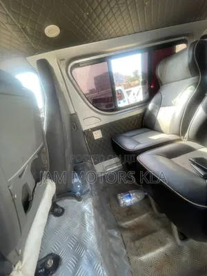 Toyota HiAce 2009 Grey