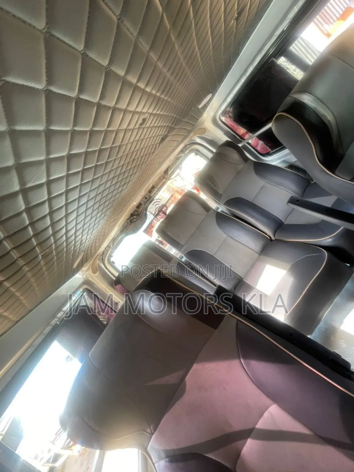 Toyota HiAce 2009 Grey