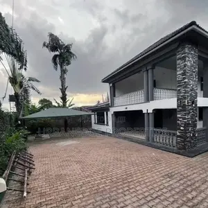 5bdrm Mansion in Muyenga, Central Division for rent