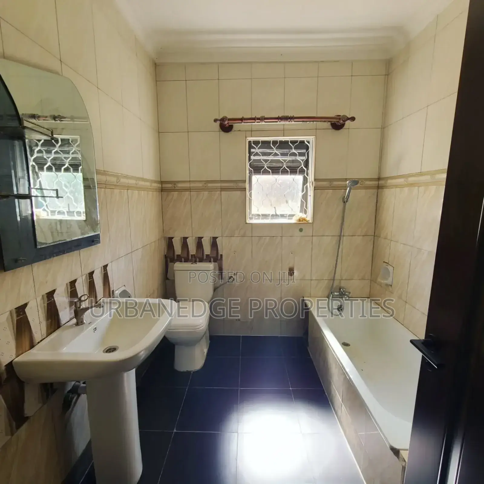 5bdrm House in Lukuli Konge, Central Division for rent