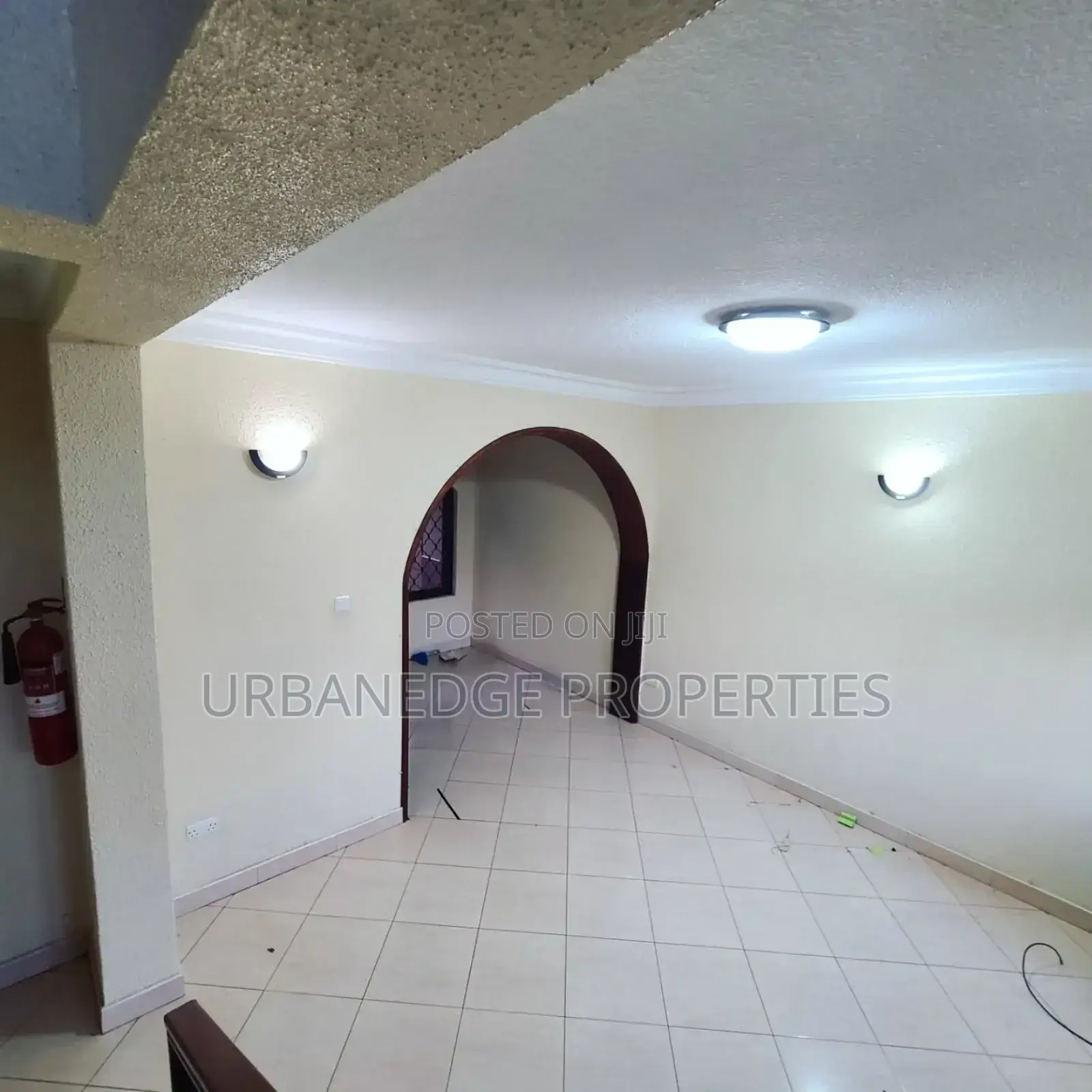 2bdrm Apartment in Muyenga Bukasa, Central Division for rent