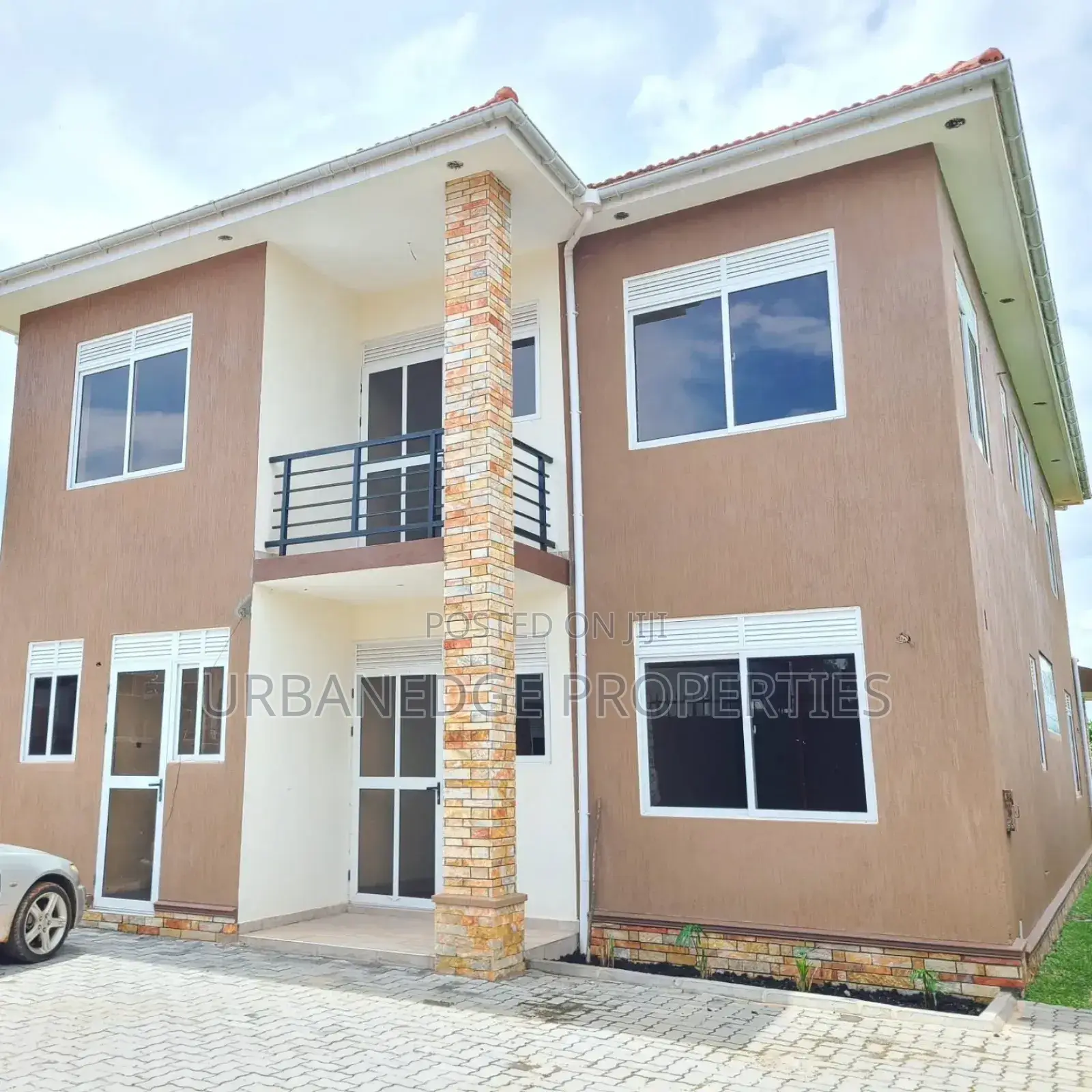 5bdrm House in Kasanga, Central Division for rent