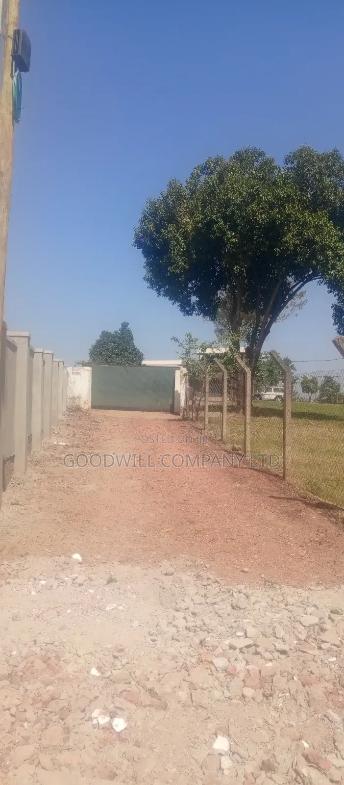 3 Acres of Land in Kira Bulindo in a Gate
