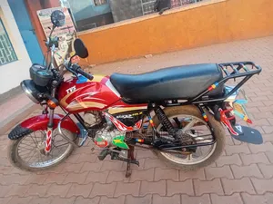 TVS XL 100 2023 Red