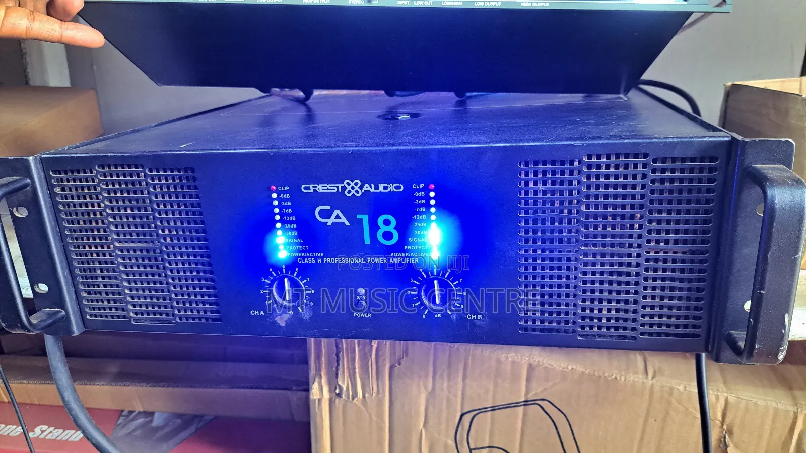 Crest Audio Ca18 Power Amplifier