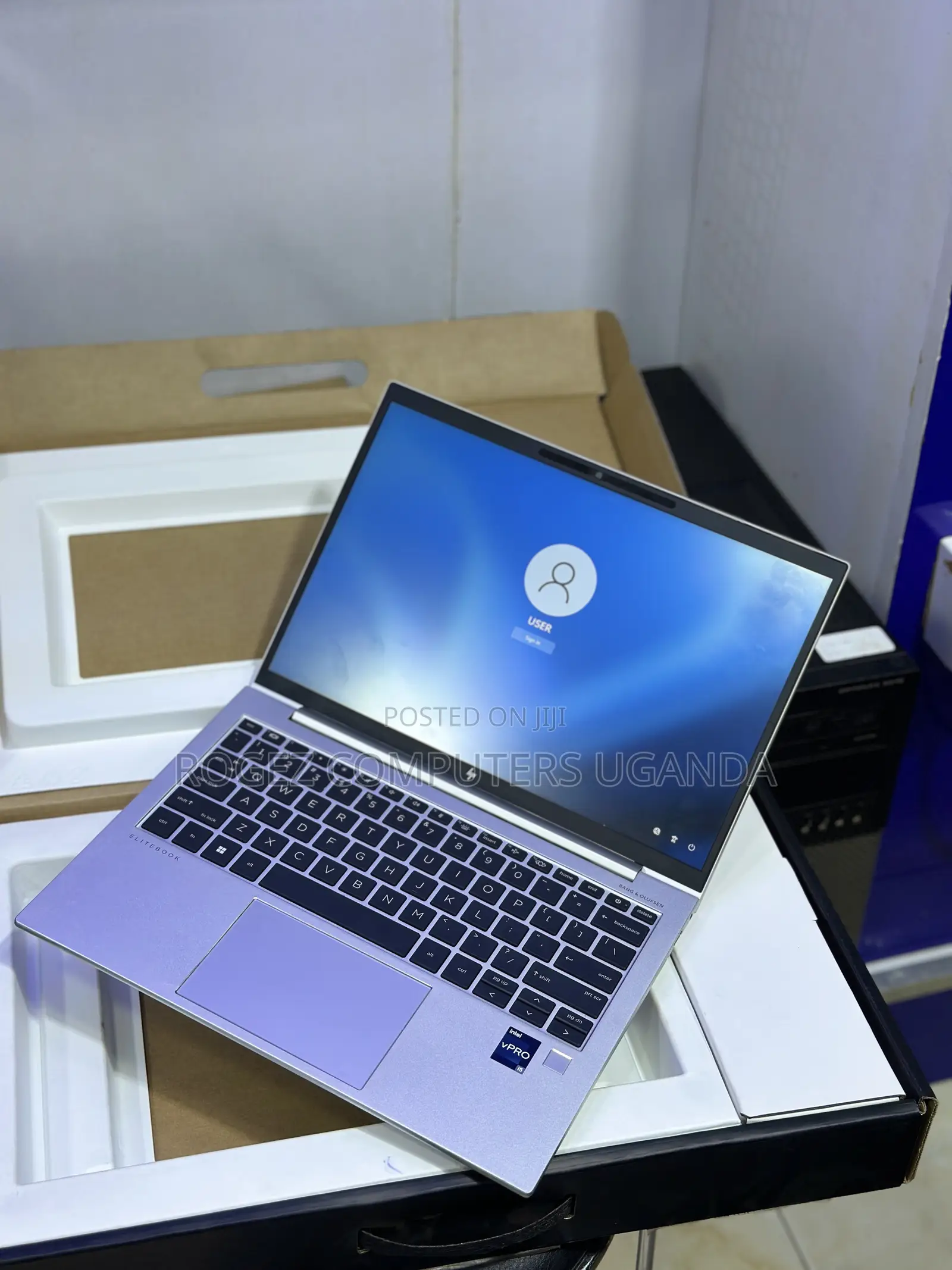 New Laptop HP EliteBook 830 G9 16GB Intel Core I5 SSD 512GB