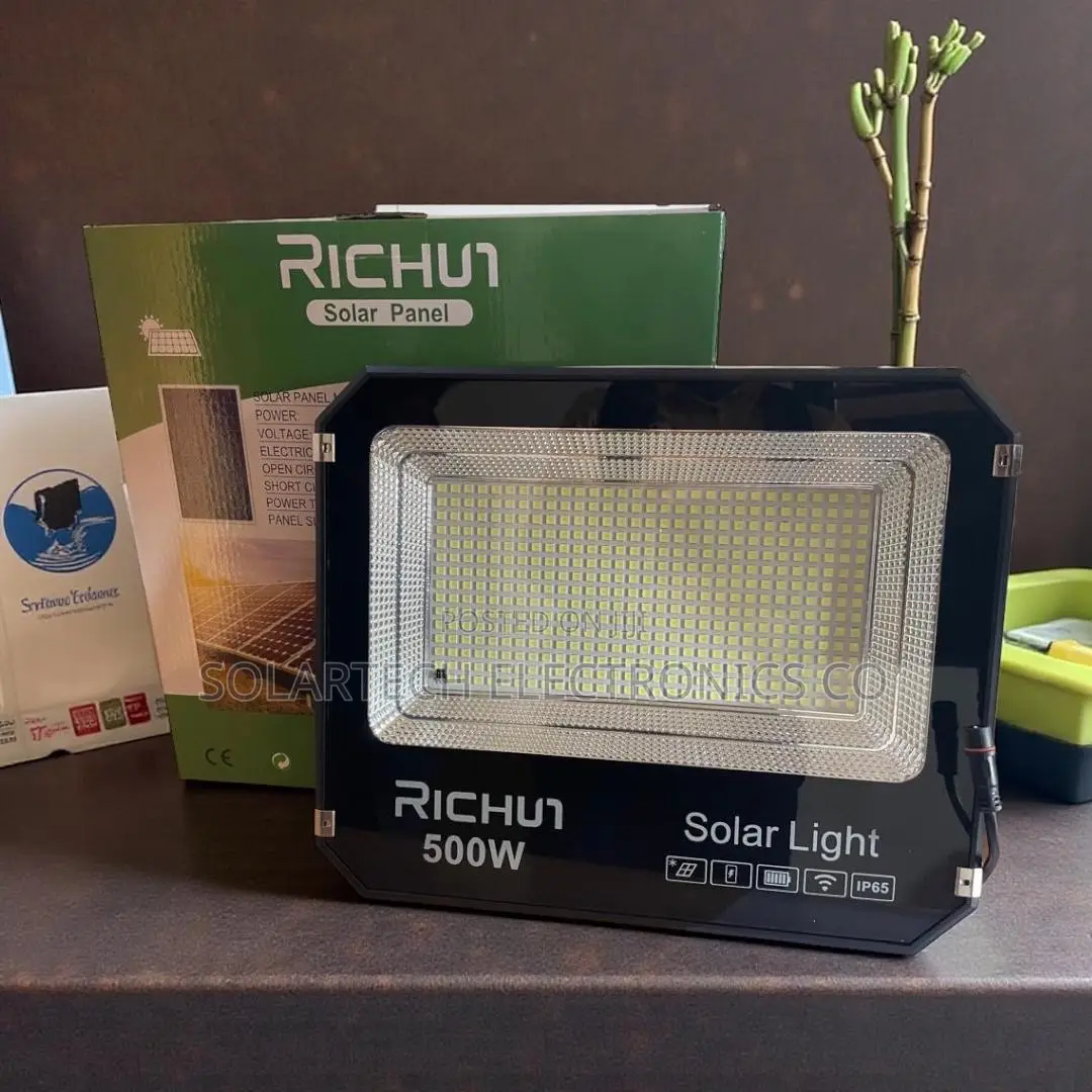 Richur 500w High-Lumen Outdoor Solar Flood Light