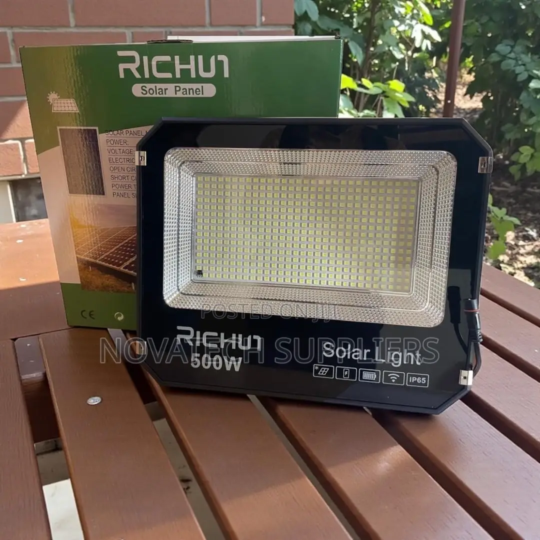 Richur 500w High-Lumen Outdoor Solar Flood Light