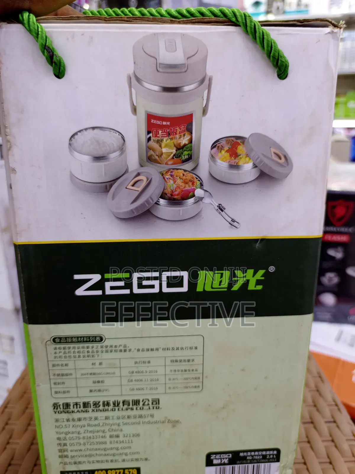 Zego Vacuum-Insulated Food Flask.