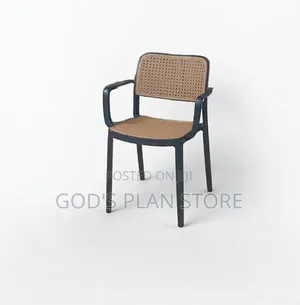 Cottagers Plastic Chairs Plastic Chairs
