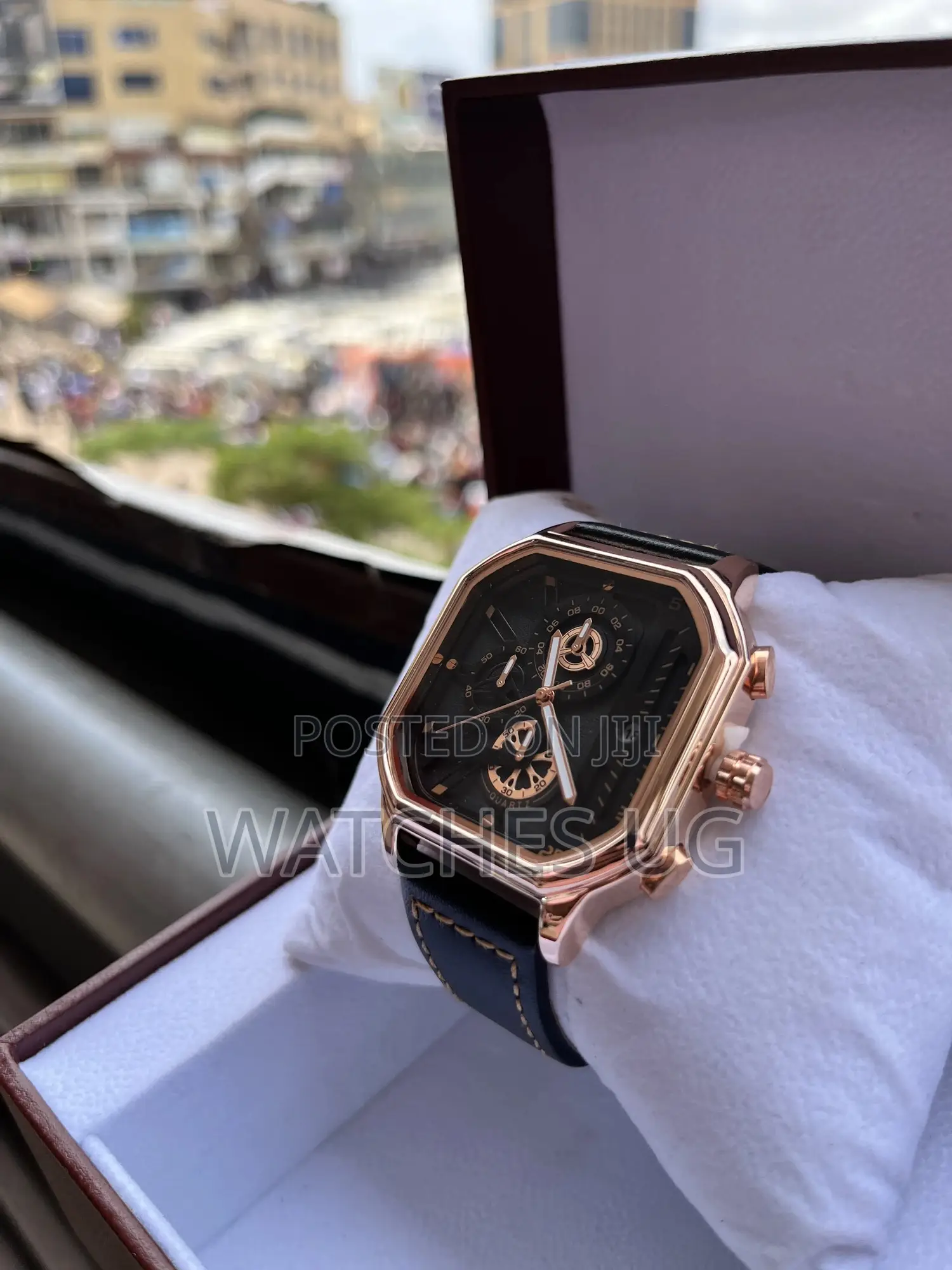Fashion Black Wrist Watch