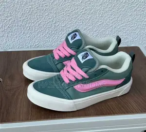 Original New Van's Knu Skool