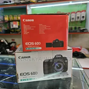 Eos 60d Canon With A 18-135mm
