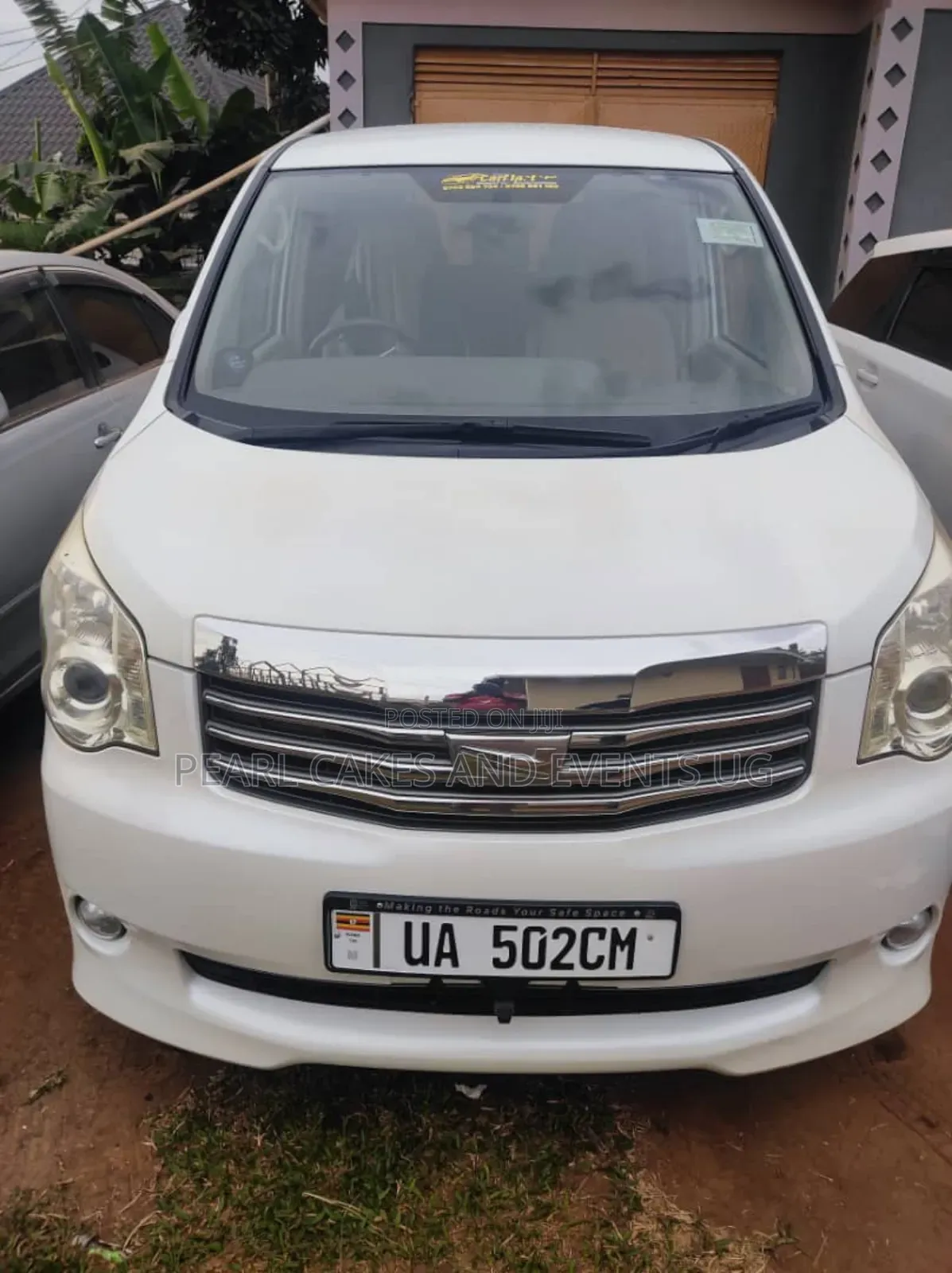 Car Hire Self Drive Airportpick-Up Rentals Car Toyota Noah560