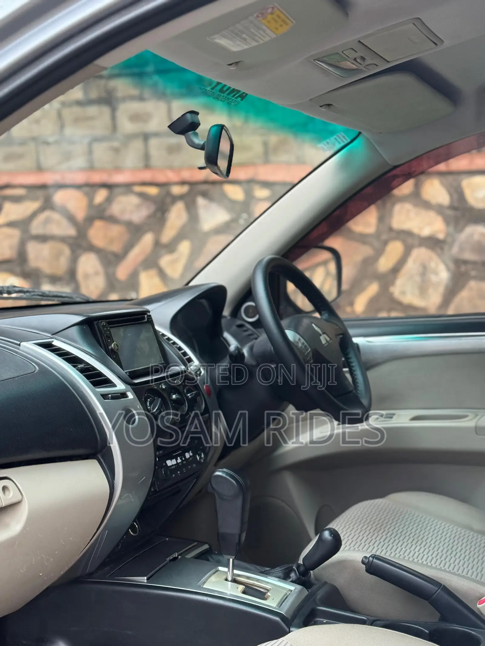 Mitsubishi Pajero Sport 2013 Silver