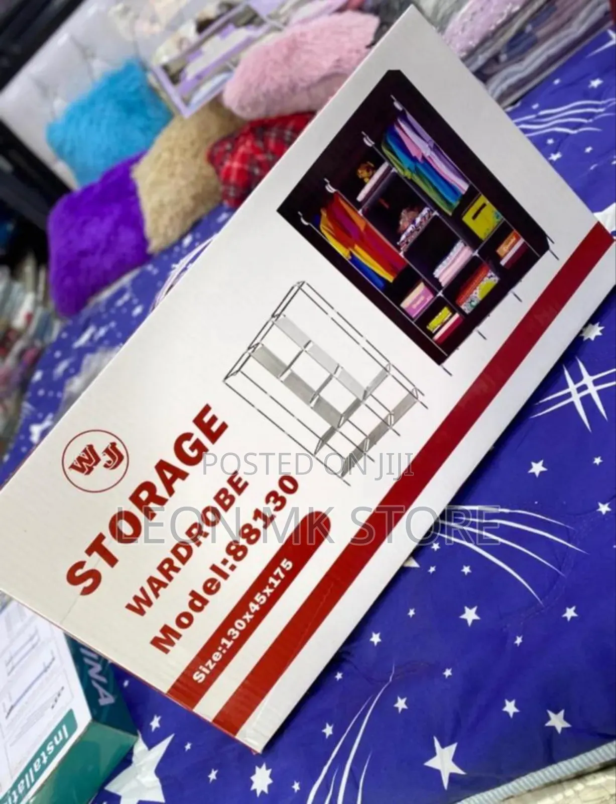 Storage Warobe /Closets Metallic