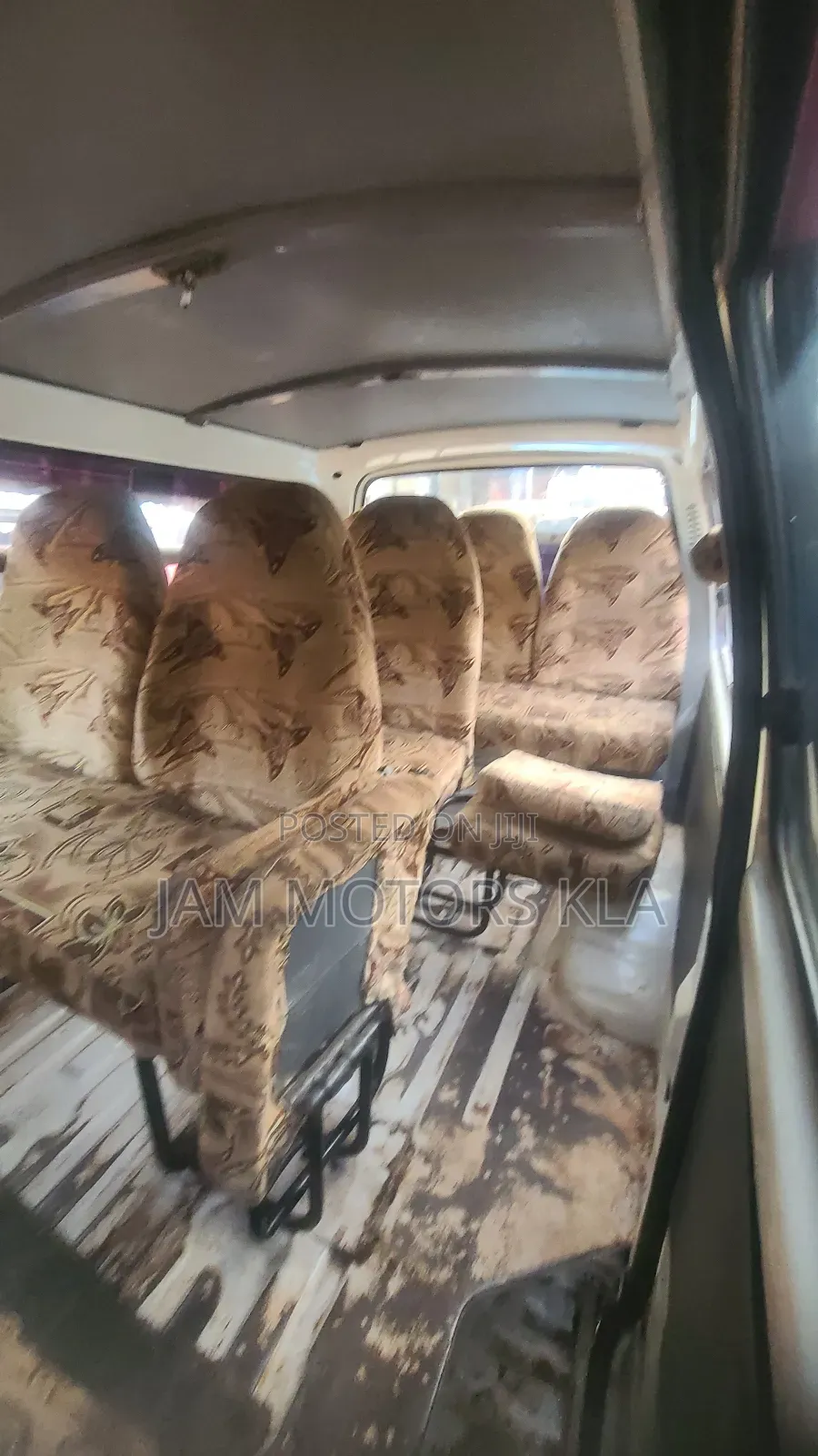 Toyota HiAce 1999 White