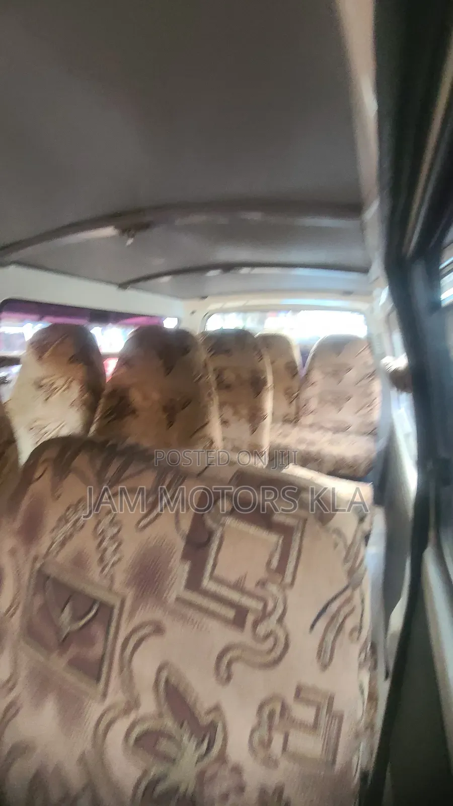 Toyota HiAce 1999 White