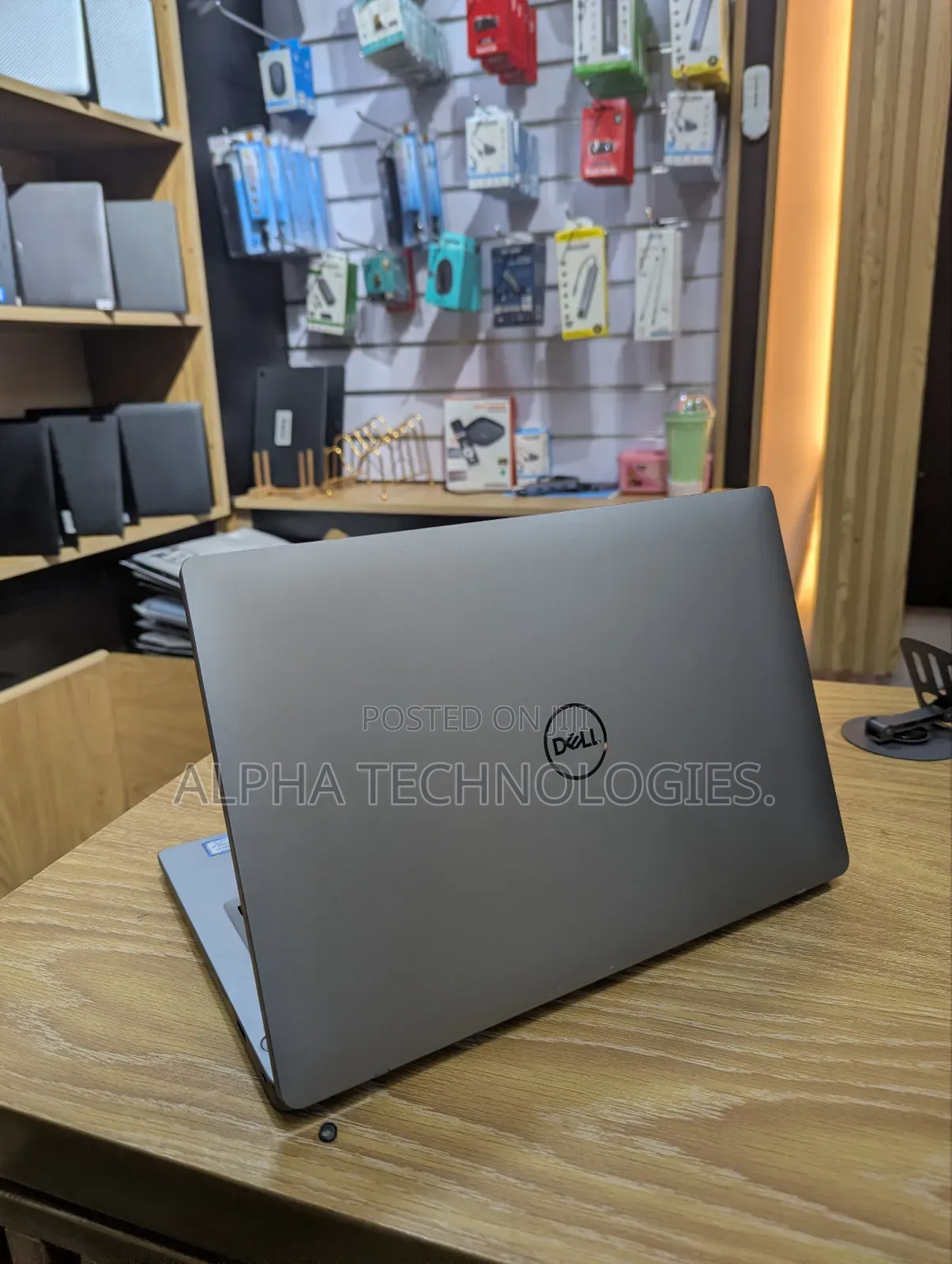 Laptop Dell Latitude 7400 8GB Intel Core I5 SSD 256GB