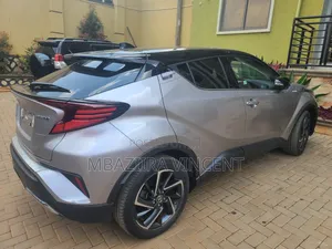 Toyota C-HR LE FWD 2019 Gray