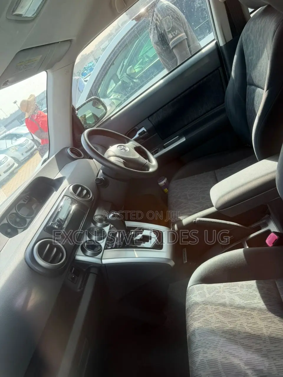 Toyota Corolla Rumion 2013 Silver