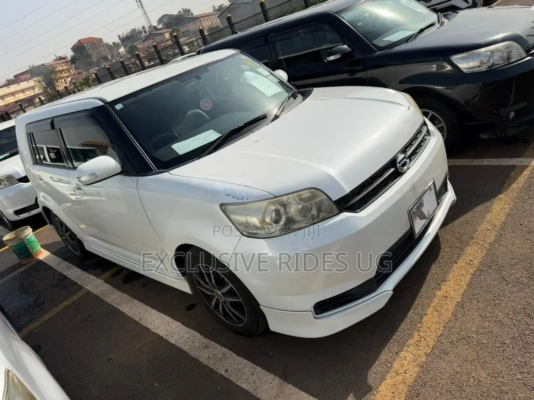 Toyota Corolla Rumion 2014 White