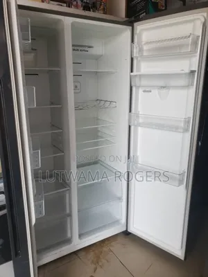 Hisense Side by Side 670ltrs