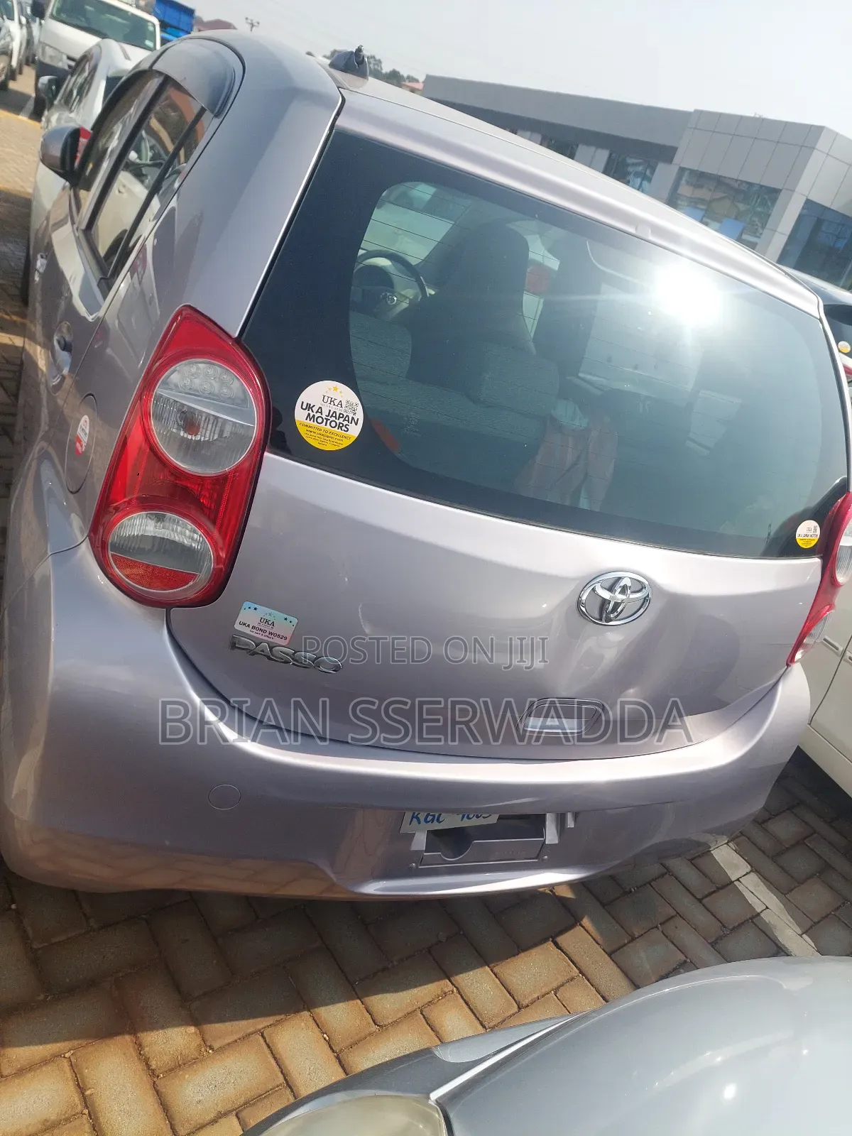 Toyota Passo 2012 Silver