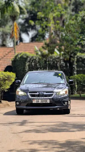 Subaru Impreza 2.0i 5-dr 2013 Gray