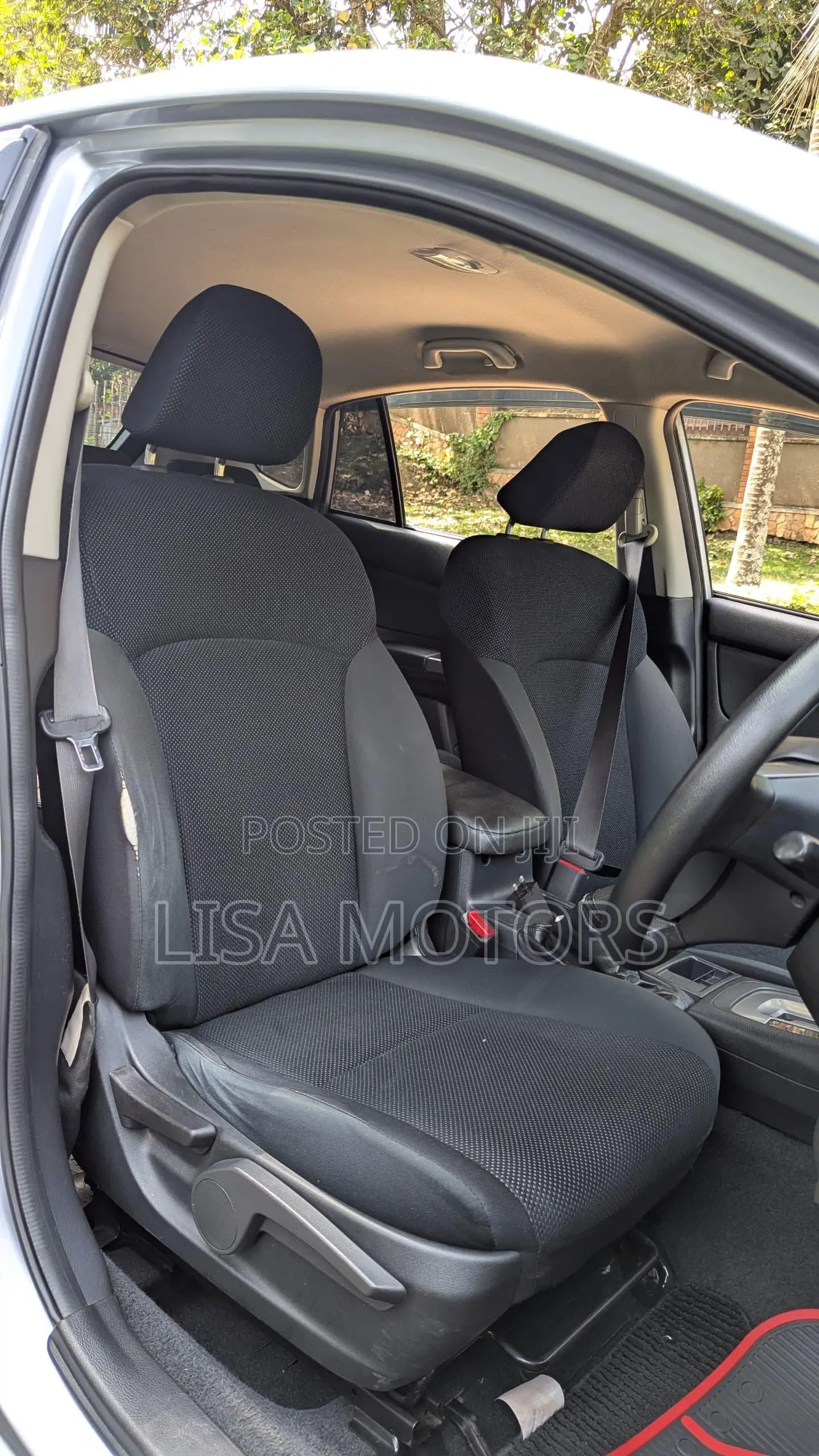 Subaru Impreza 2.0i 5-dr 2013 Gray