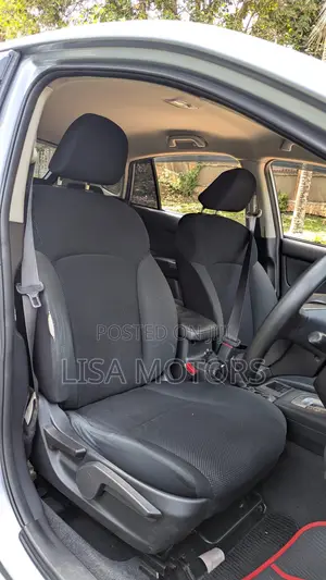 Subaru Impreza 2.0i 5-dr 2013 Gray