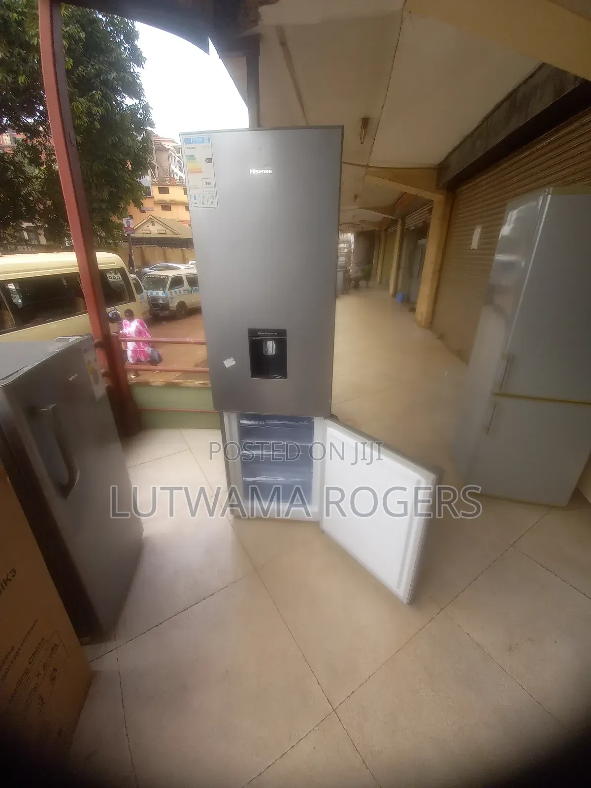Hisense 341ltrs