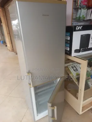 Hisense 330ltrs