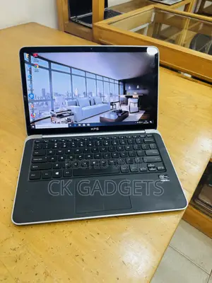 New Laptop Dell XPS 12 9250 4GB Intel Core I5 HDD 500GB
