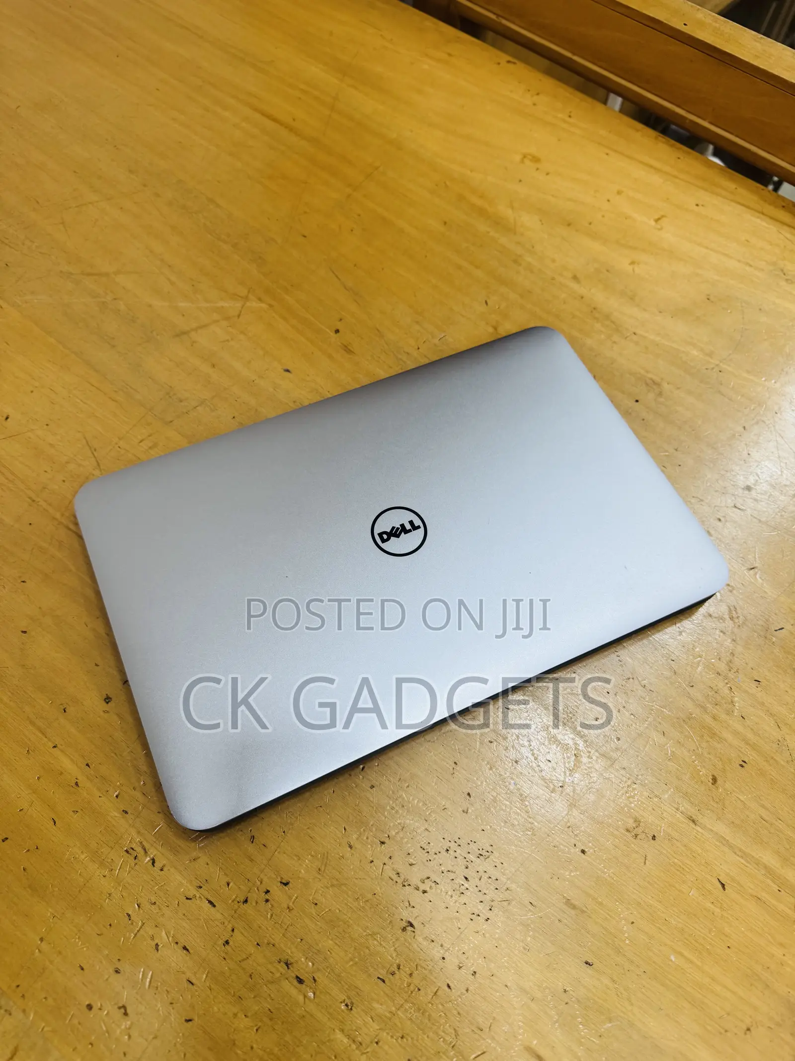 New Laptop Dell XPS 12 9250 4GB Intel Core I5 HDD 500GB