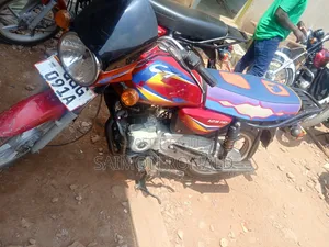 Bajaj CT 125X 2024 Red