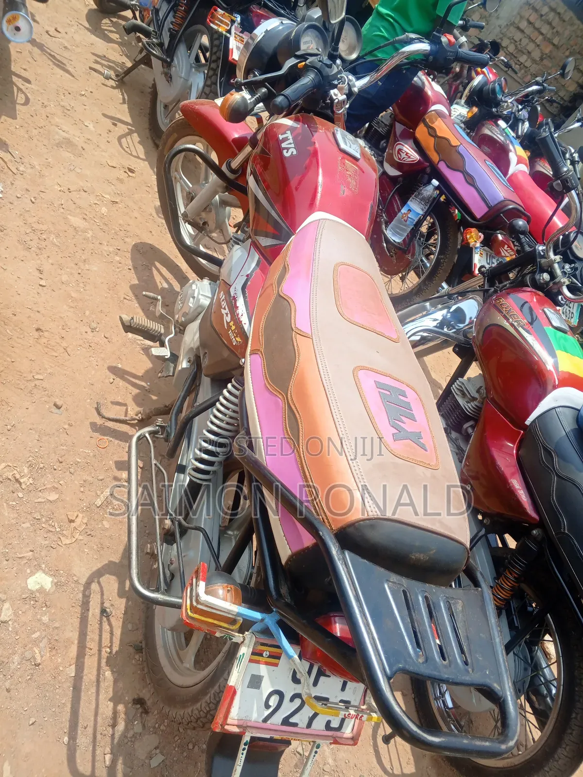 TVS HLX 125 2017 Red