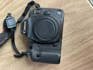 Canon Body Eos 5d Mark Iv